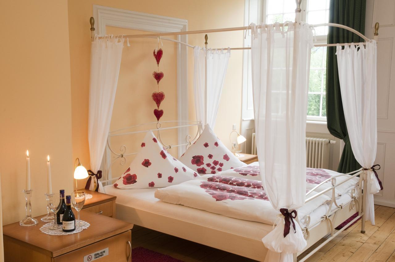 Schlosshotelgedern المظهر الخارجي الصورة