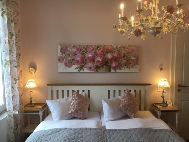 Schlosshotelgedern المظهر الخارجي الصورة
